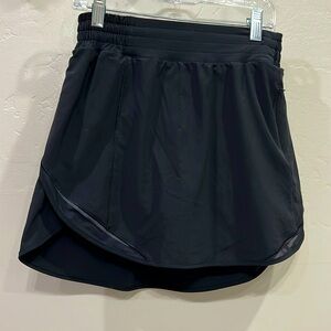 Lululemon Hotty Hot Black Tennis Skirt Size 4